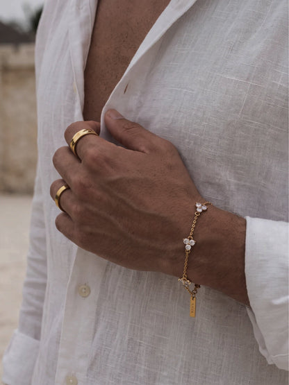 WHITE CLOVER BRACELET | 18K Gold