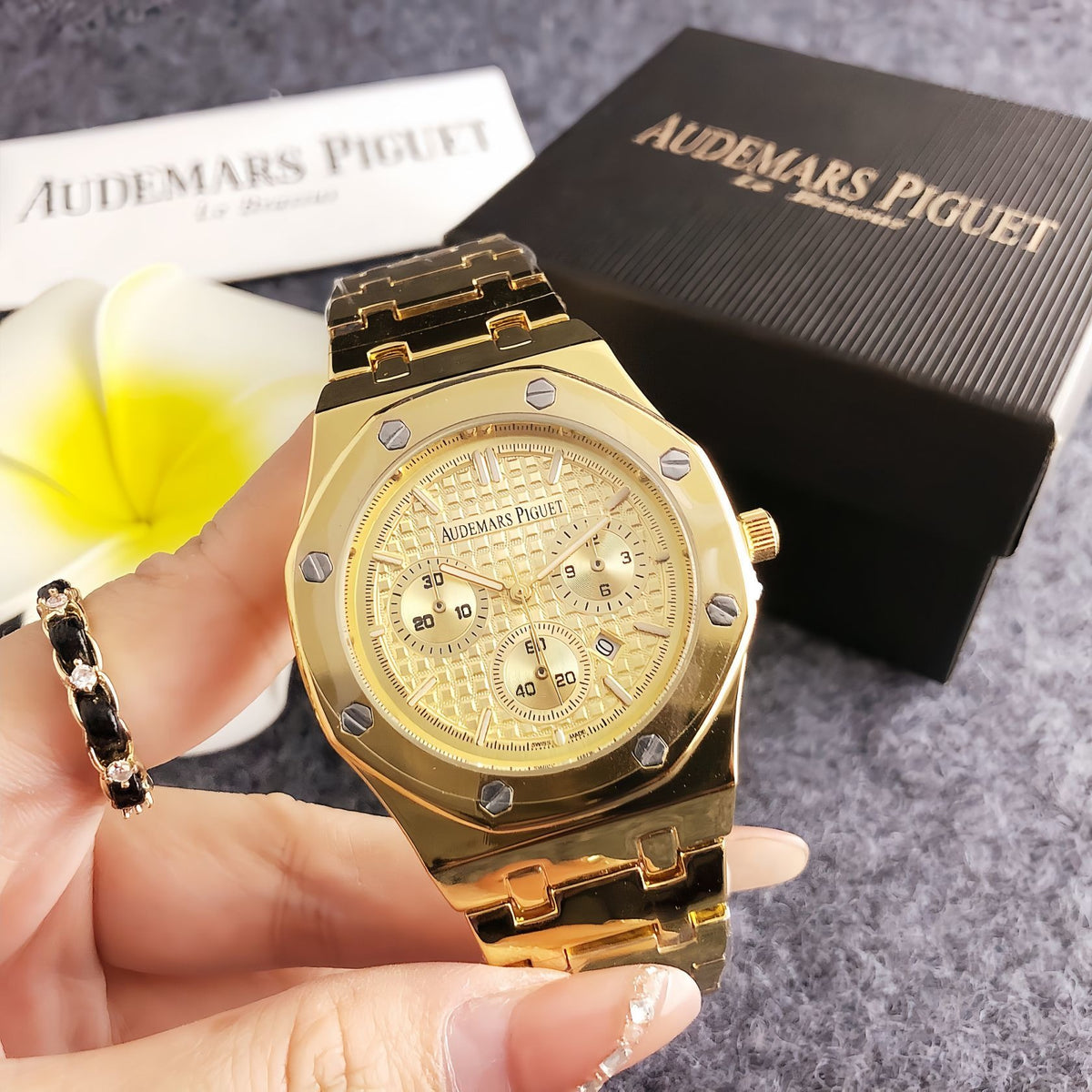 AP Varenne Signature Watch