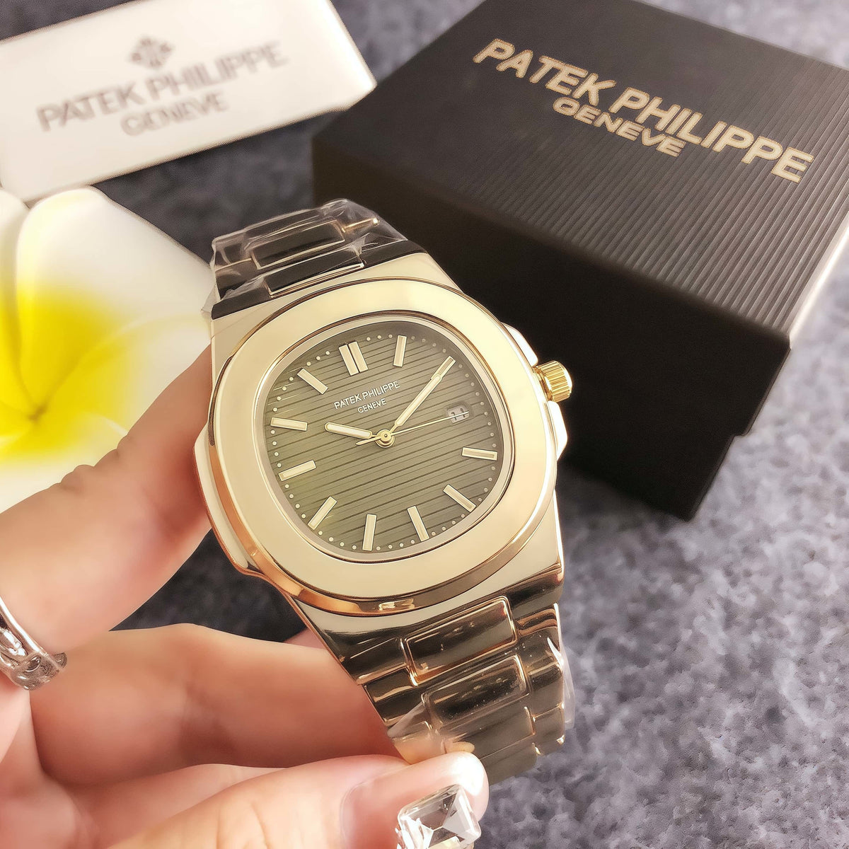 PP Montreux Signature Watch