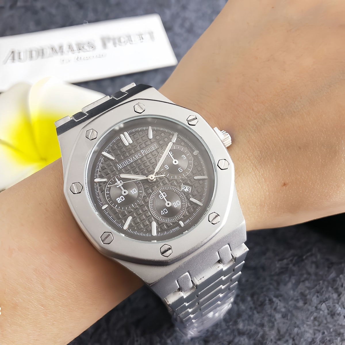 AP Varenne Signature Watch