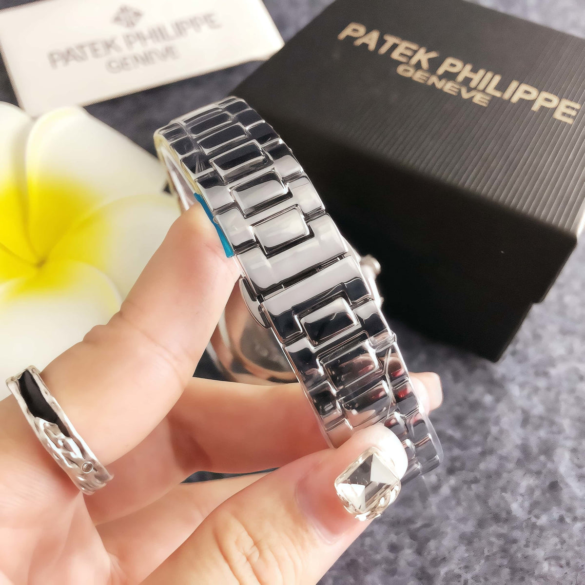 PP Montreux Signature Watch