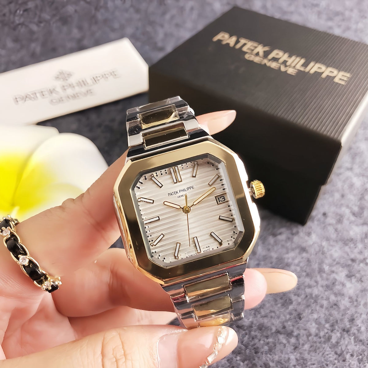 PP Geneve Prestige Watch