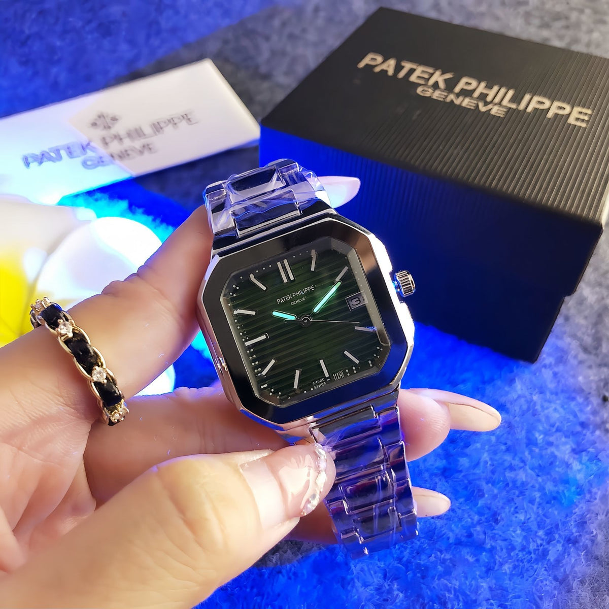 PP Geneve Prestige Watch