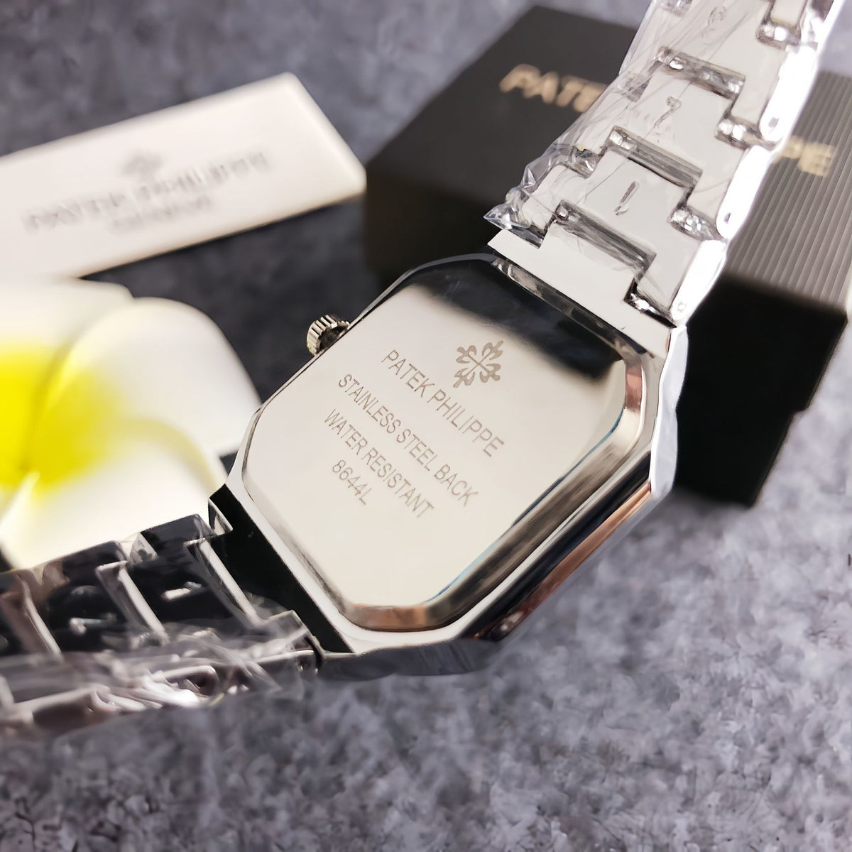 PP Geneve Prestige Watch